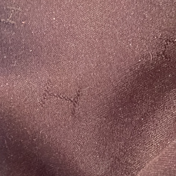 HALSTON black leather signature cross body with adjustable strap. Gorgeous - Picture 9 of 9